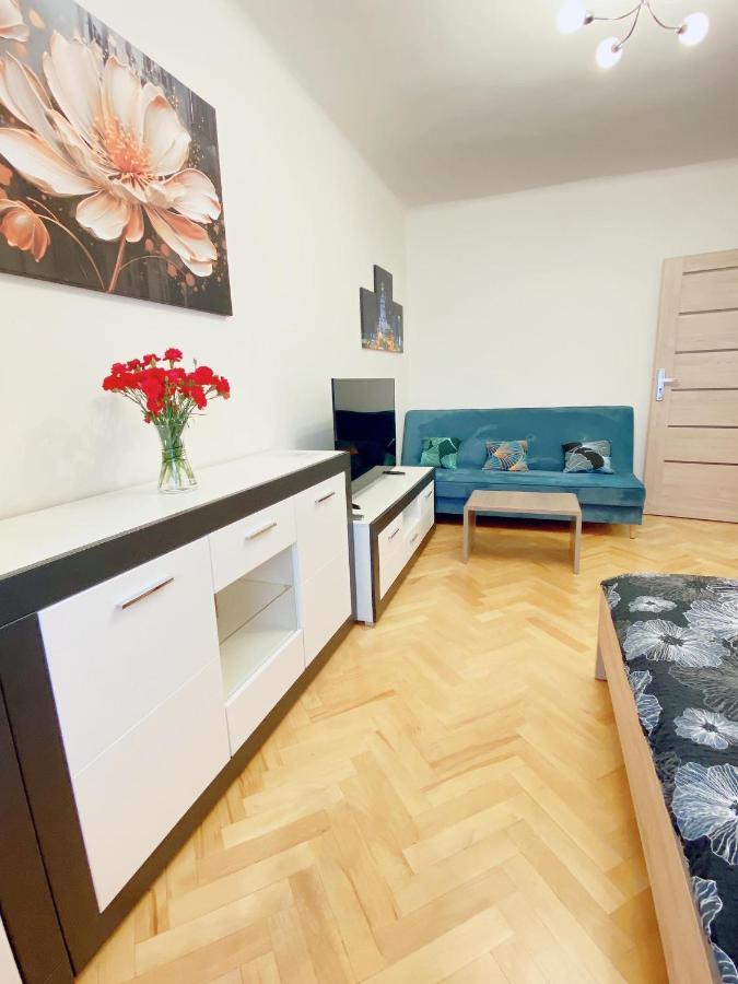 Apart Wiktoria Warsaw Exterior photo